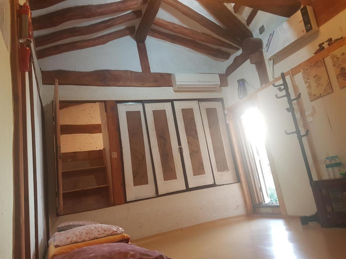 Gongsimga Hanok Guesthouse Seul Zewnętrze zdjęcie